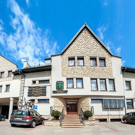 Hotel POD HERBEM -POKOJE OZONOWANE Białystok Buitenkant foto