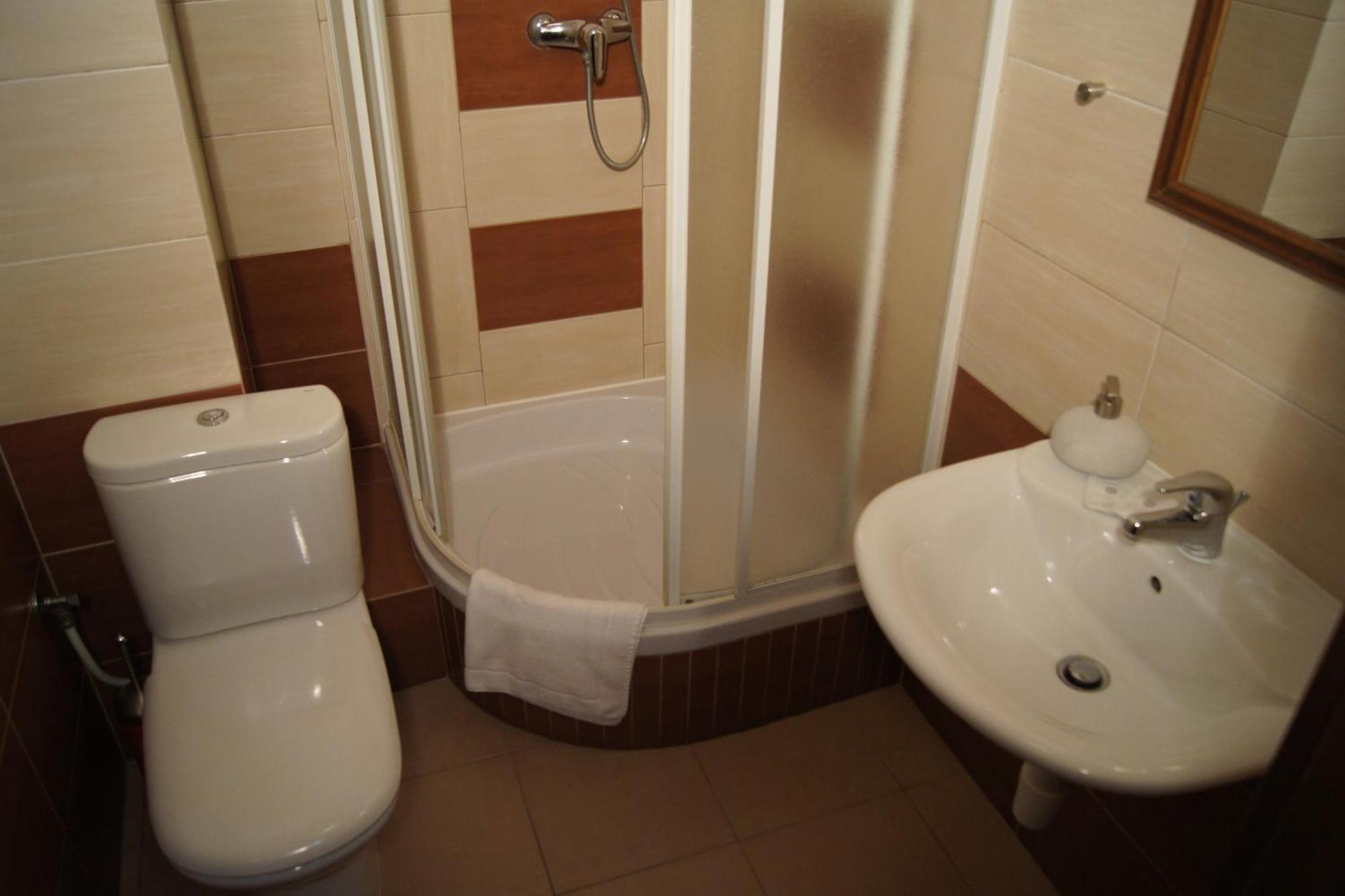 Hotel POD HERBEM -POKOJE OZONOWANE Białystok Kamer foto